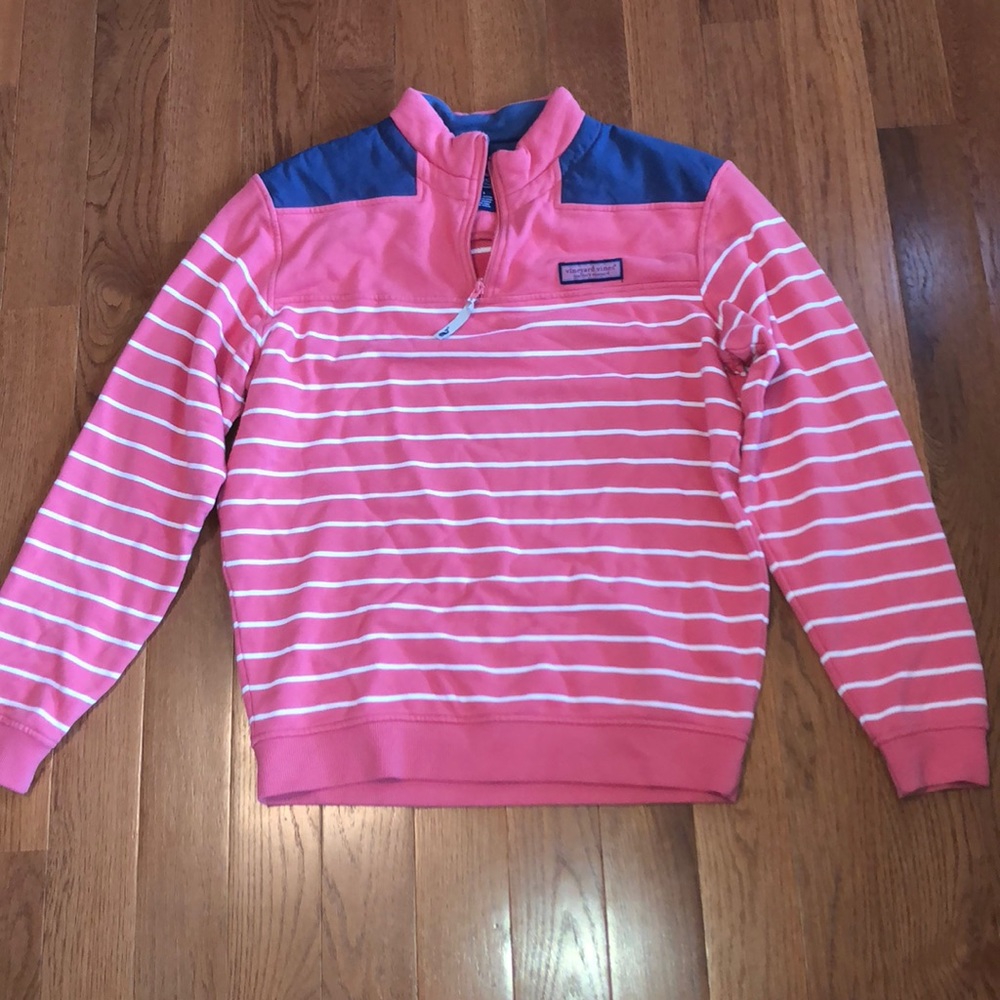 Vineyard vines pullover. Never worn